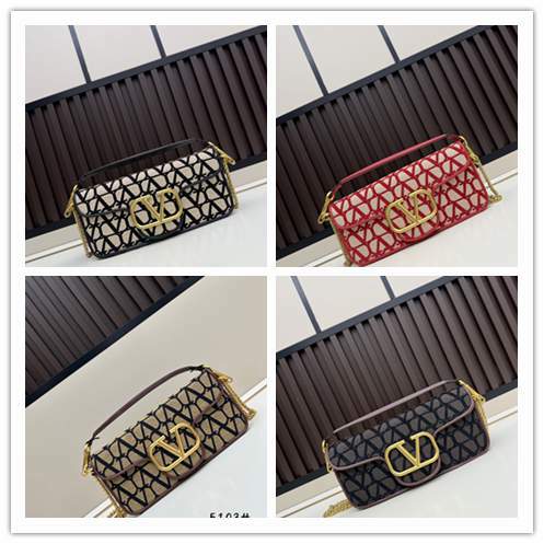 Picture of Valentino Handbags _SKUfw226621589fw